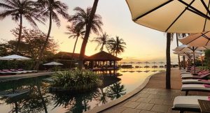 Đi tìm khách sạn 5 sao ở Phan Thiết view biển thơ mộng có sân vườn