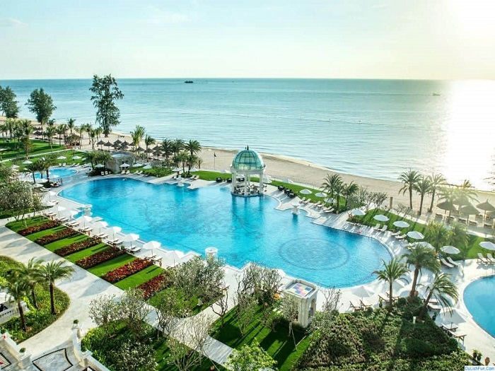 Vinpearl & Golf Phú Quốc được mệnh danh là ngôi sao nghỉ dưỡng với view ngắm hoàng hôn đẹp nhất Đảo Ngọc