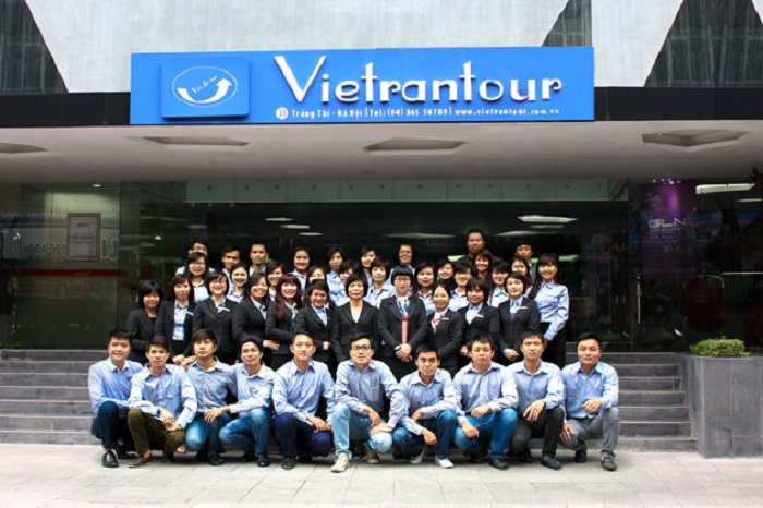 Công ty Du lịch Vietrantour được yêu thích là ở sự uy tín và chất lượng của sản phẩm cũng như sự năng động, chuyên nghiệp của đội ngũ nhân viên