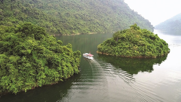 Hồ sinh thái Na Hang